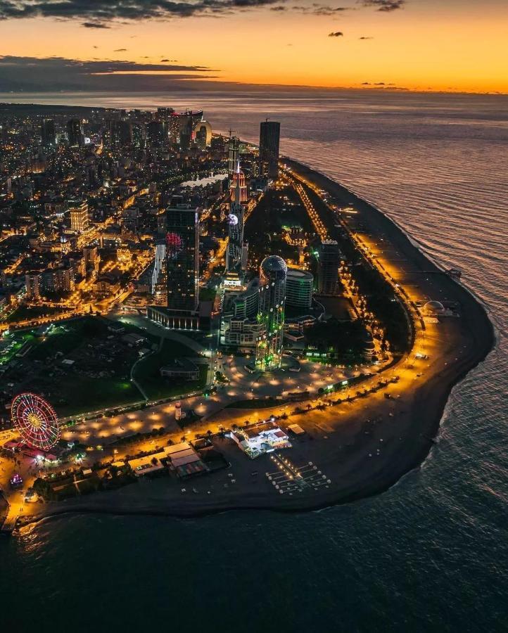 Aparthotel Orbi City Sea View - Special Category Batumi Exteriér fotografie